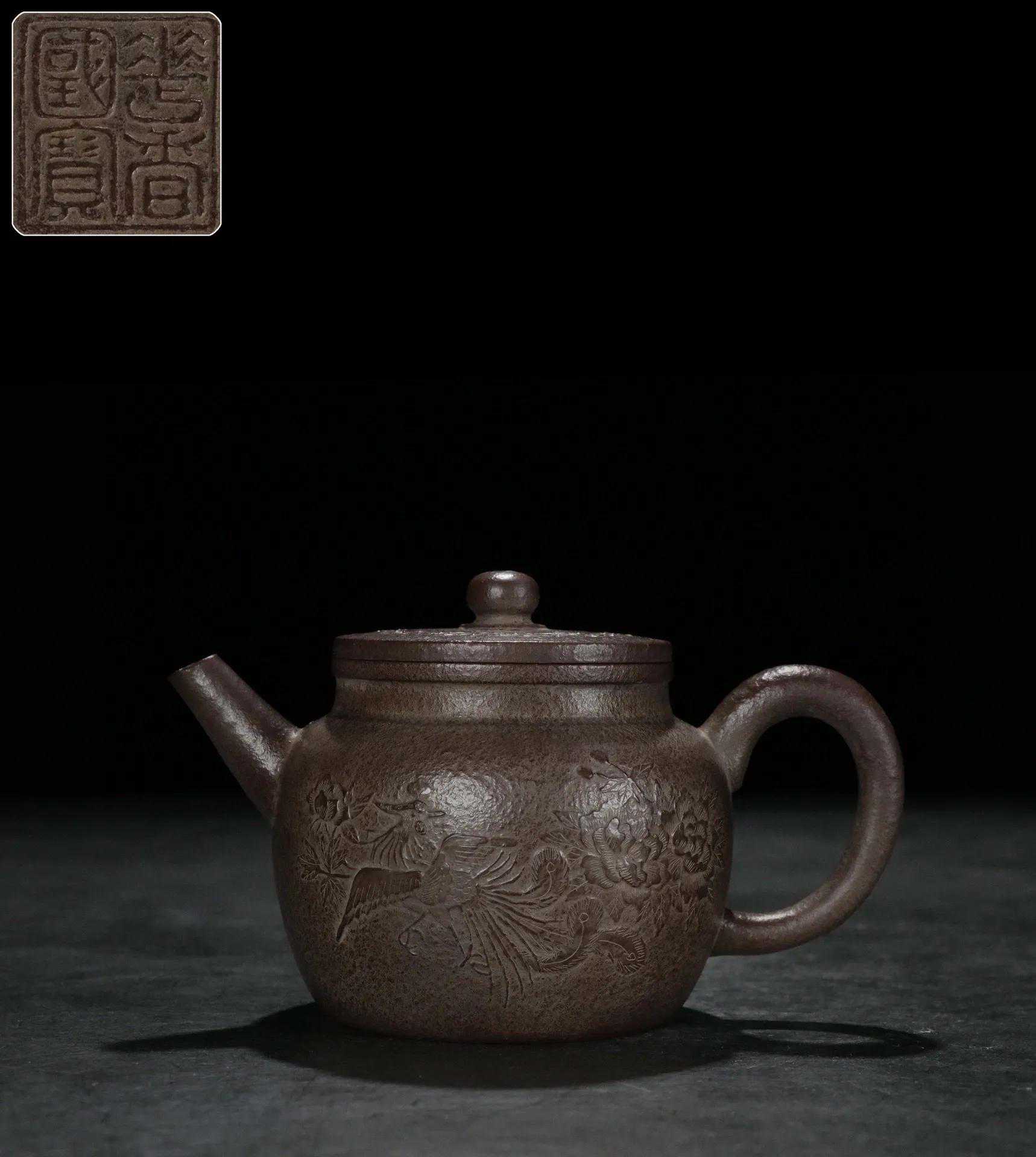 旧藏「华香国宝」紫砂泥绘纹德钟壶