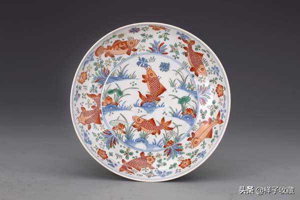 清康熙在川知乐款五彩鱼莲瓷器盘鉴赏