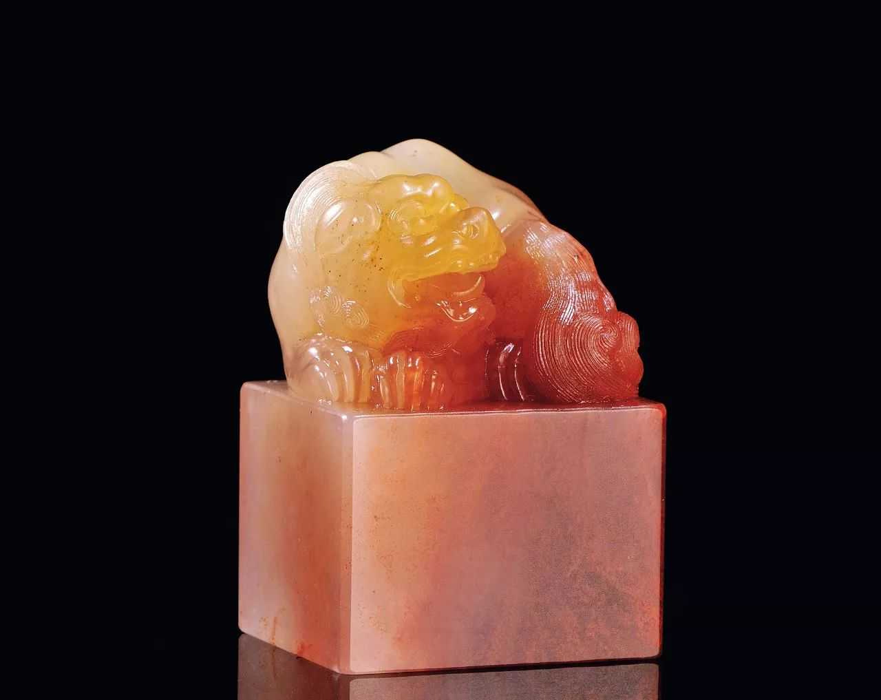 从故宫的田黄狮子钮说起