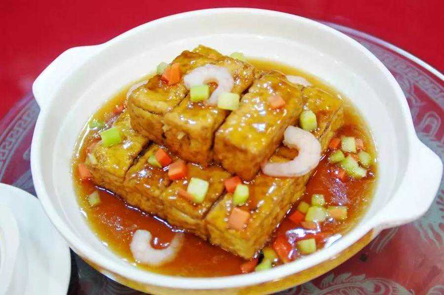 二十五，磨豆腐，聊聊山东人的“爱豆自信”