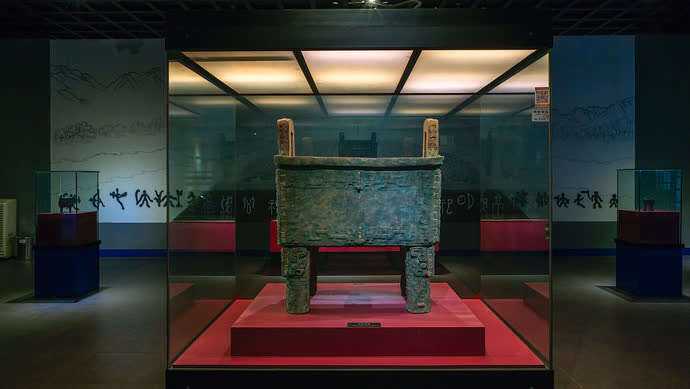 青铜器原来是金灿灿的？跟随考古队长，穿越到青铜时代去看一看