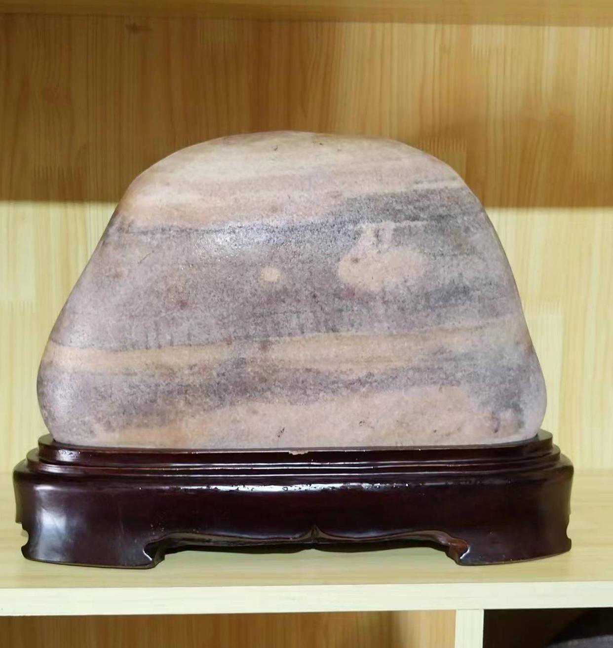 假期到黄河滩捡石头是个不错的选择