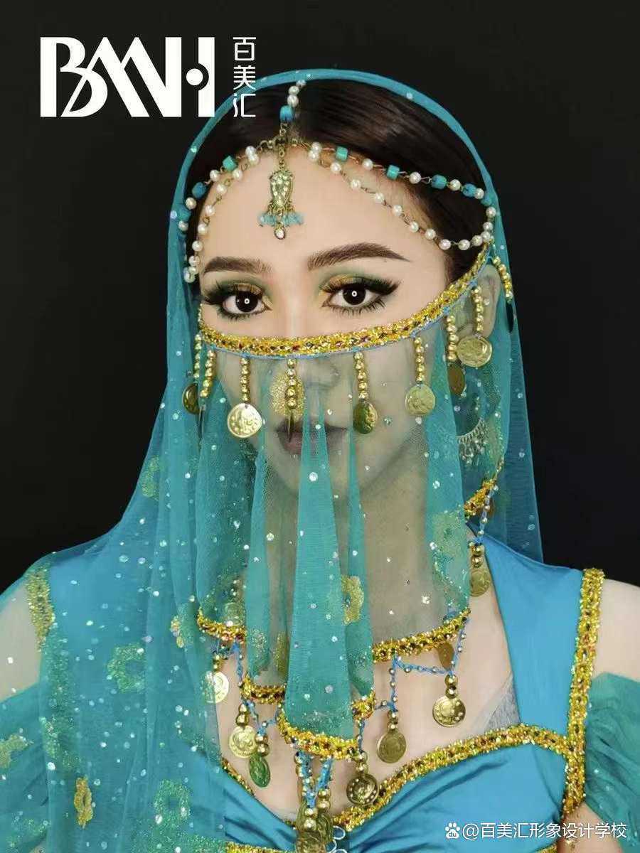 建议收藏！神秘而又性感的印度妆，你确定不来看吗？