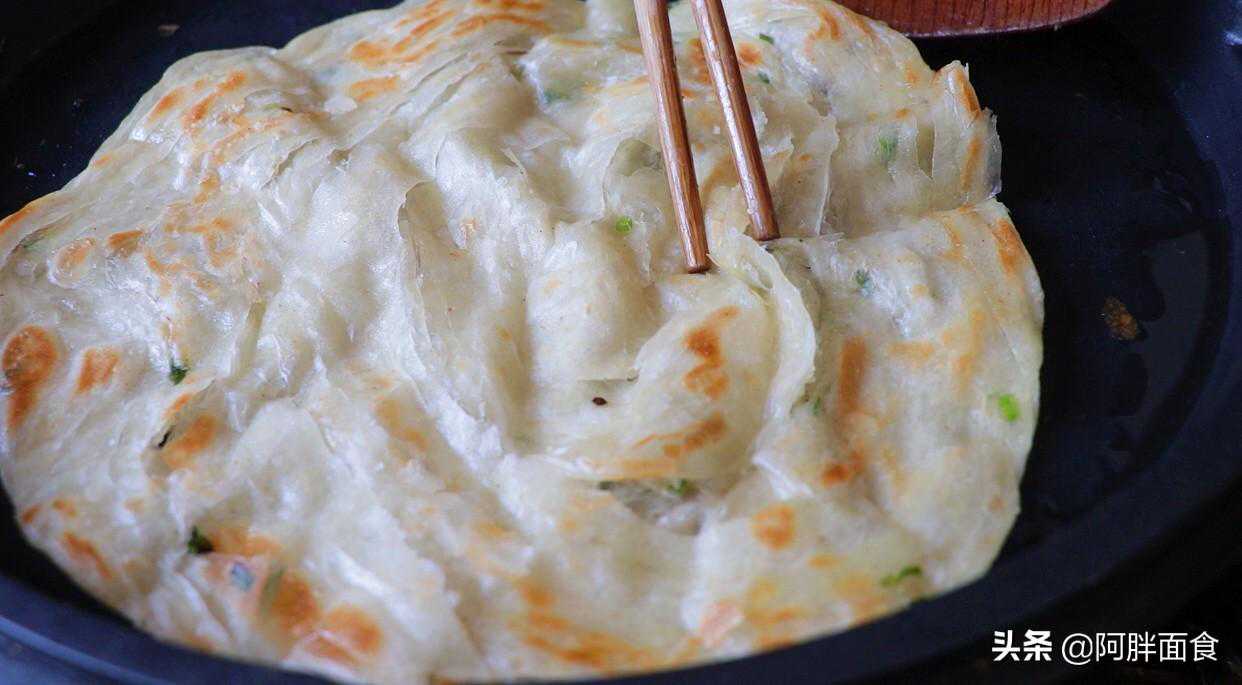 爱吃手抓饼要收藏，详细做法，筋道柔软，多层好吃，和卖的一样好