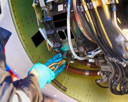 闽籍旅日收藏家向福清侨乡博物馆捐赠文物